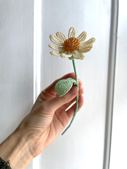 Perleblomster: Marguerit buket - Lys gul/orange (S)