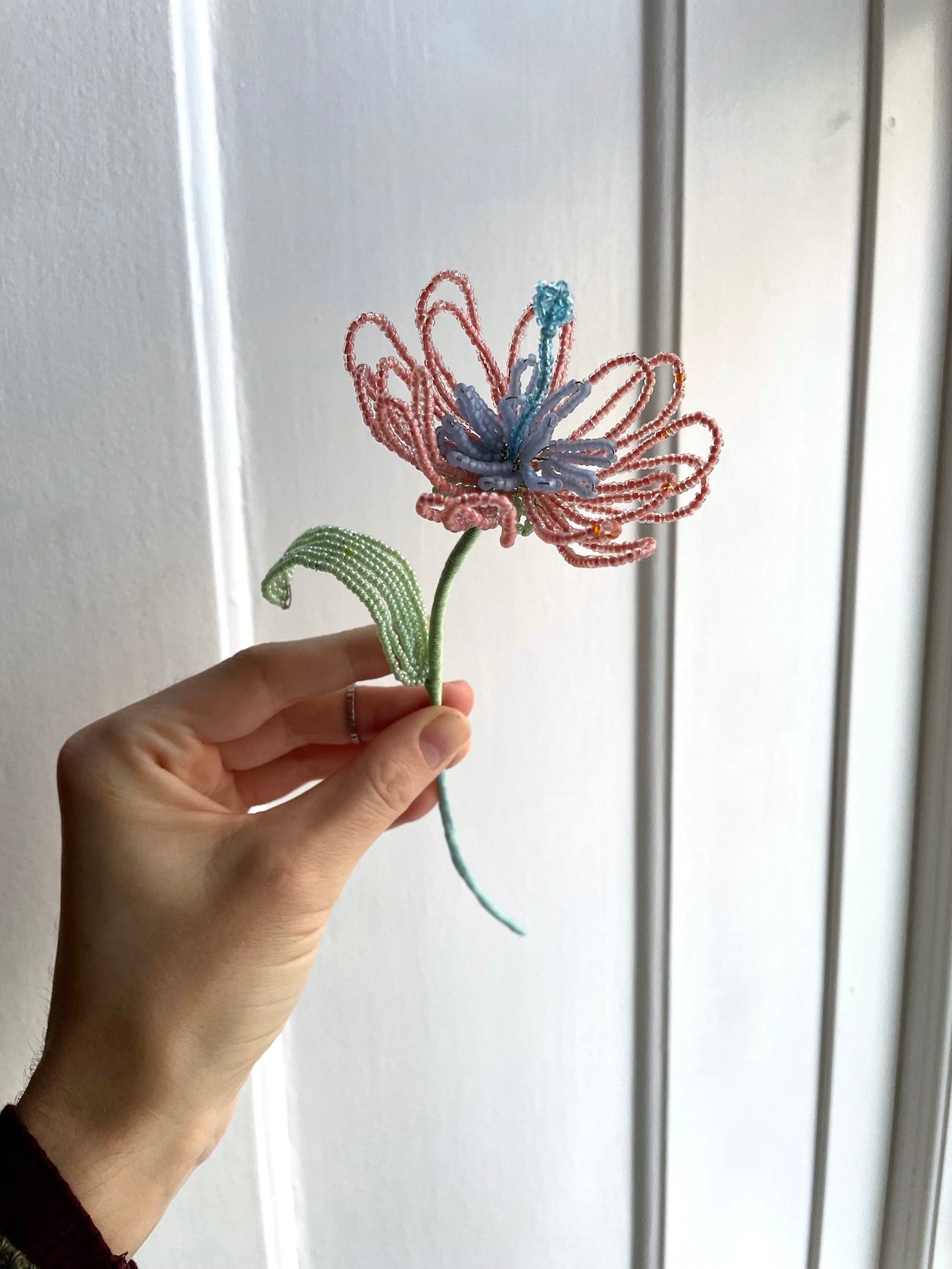 Perleblomster: Fairy flower buket - lyserød/lyseblå (S)