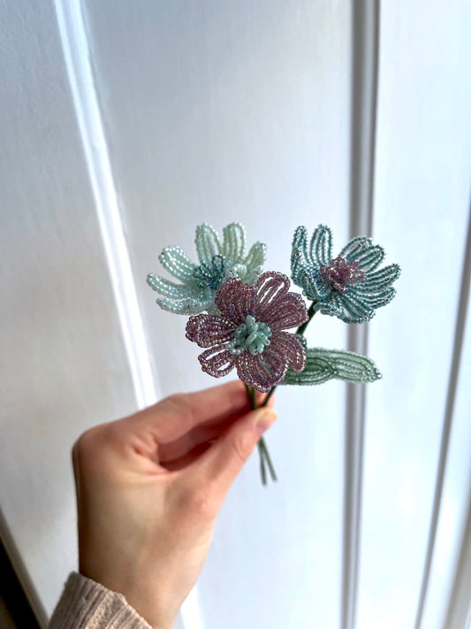 Perleblomster: Simpel buket - blå nuancer (S)