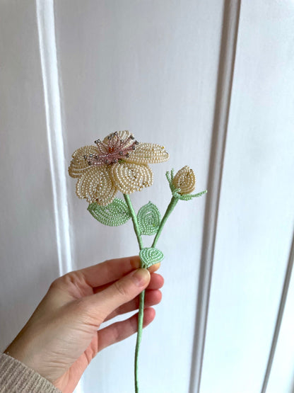 Perleblomster: Fairy flower med knop - lys gul (M)