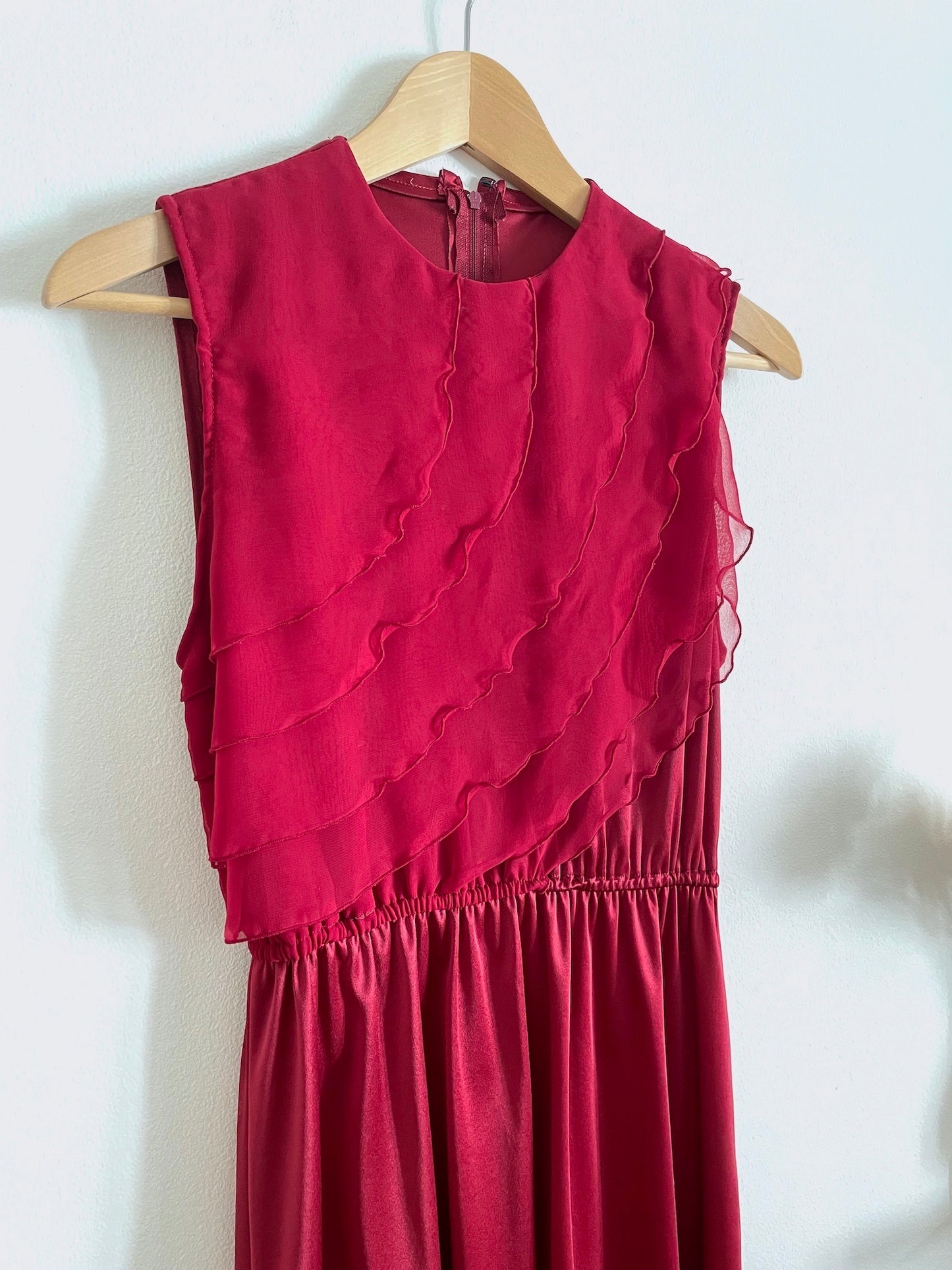 Red vintage dress with frill details
