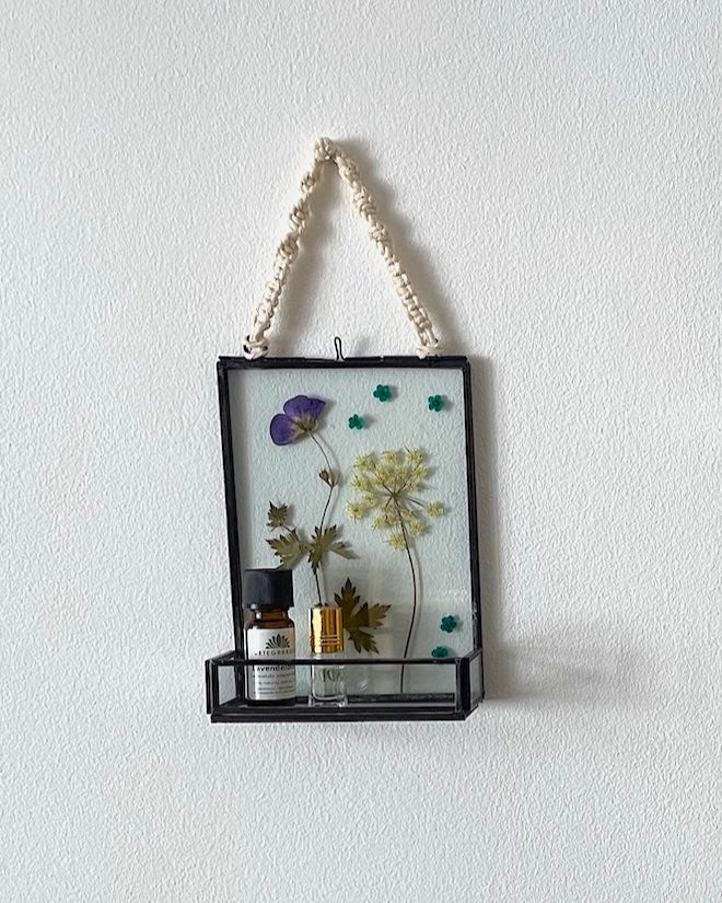 Macramé: Glass frame with dried flowers (S)